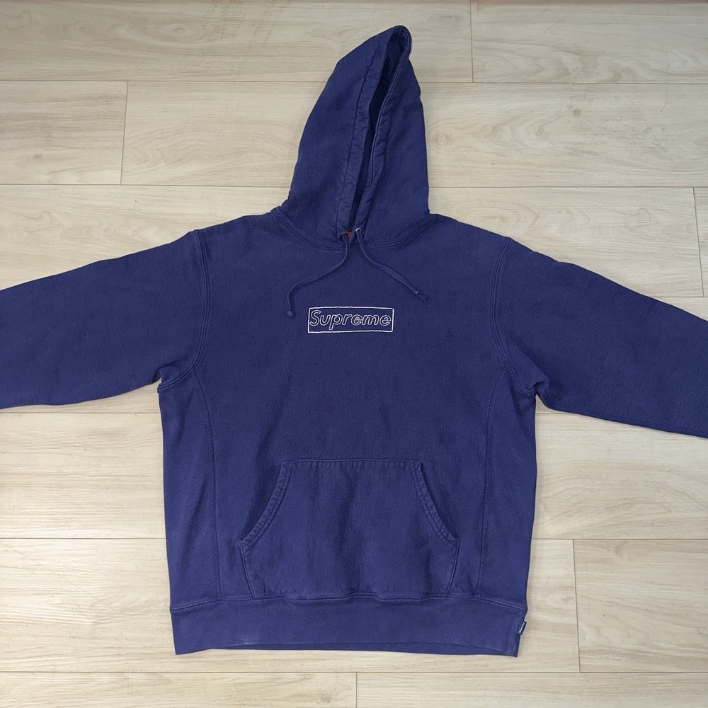 Supreme Kaws Chalk‎ Box Logo Washed Navy Size Medium Streetwear Hype Skater - Picture 3 of 11